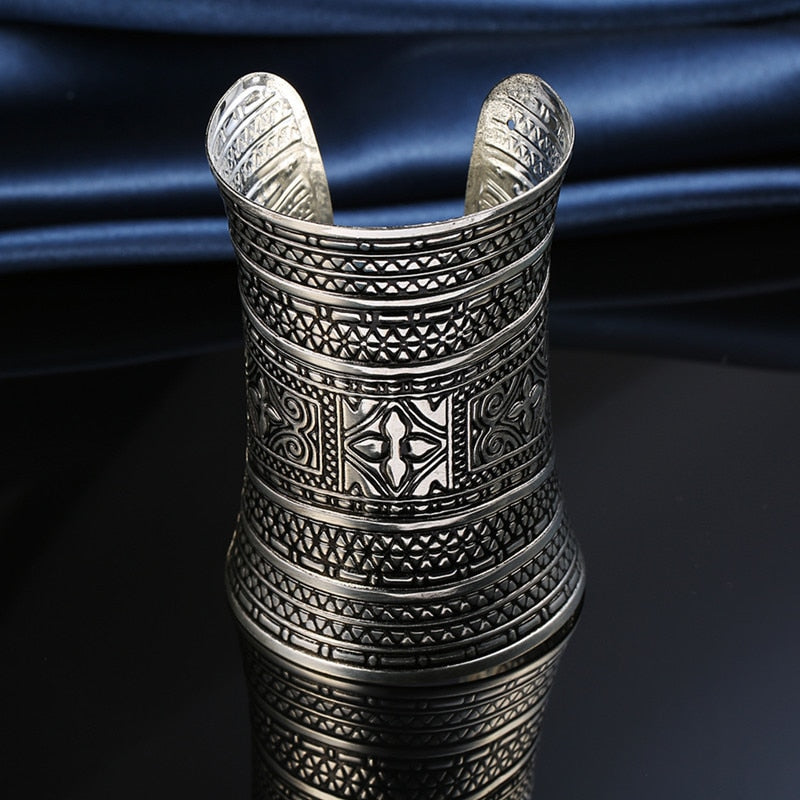 Dayoff 30 Styles European Punk Big Wide Cuff Bracelet for Women Men Open Ajustable Carved Flower Snake Animal Bangle Jewelry