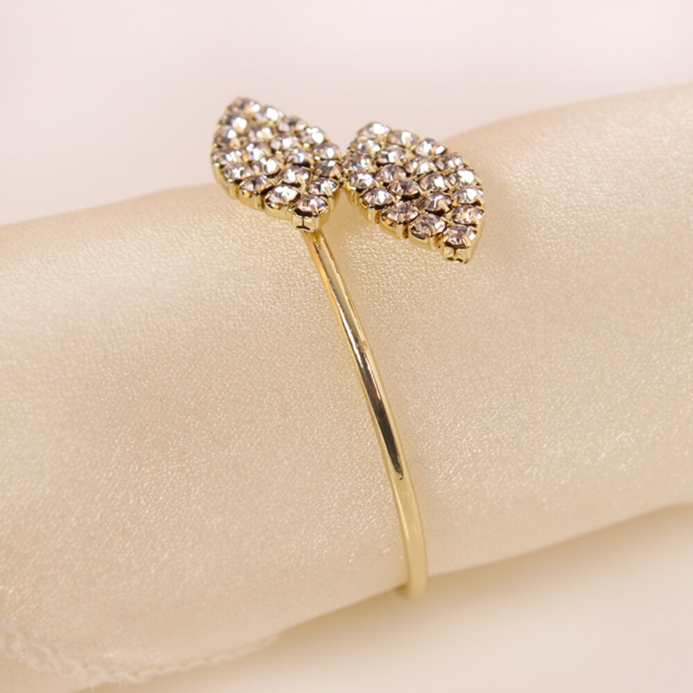10pcs SHSEJA Deluxe Napkin Ring Hotel Wedding Supplies Napkin Ring Gold Plated Diamond Pearl Napkin Buckle Desktop Decoration